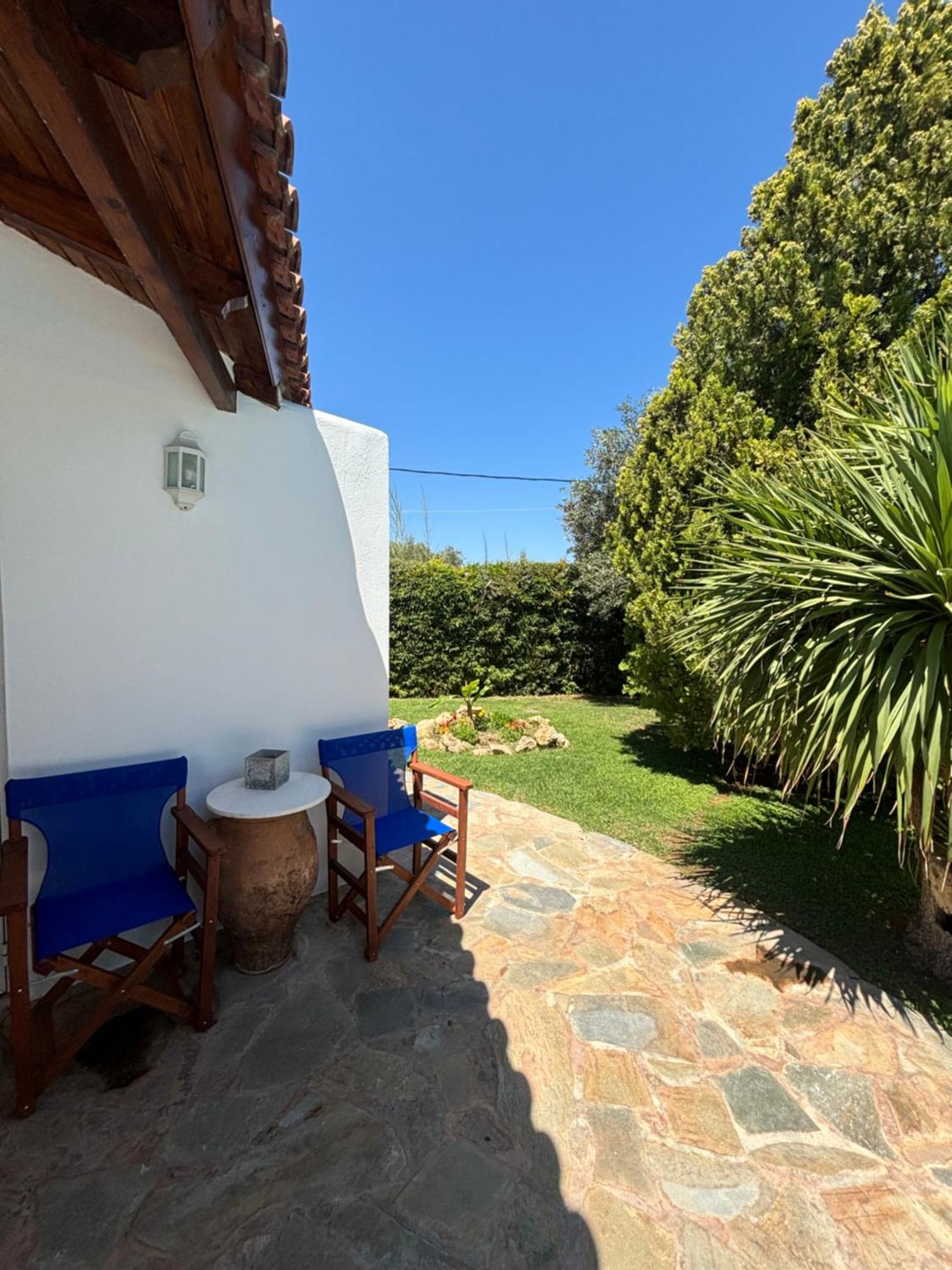 Country House With Pool And Big Garden Oropos Buitenkant foto